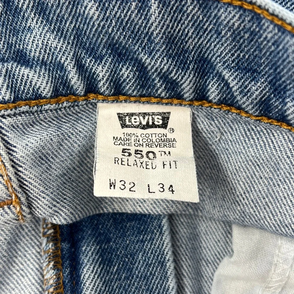 Vintage 1998 Levis 550 Relaxed Fit‎ Light Wash Jeans Mens 32x34